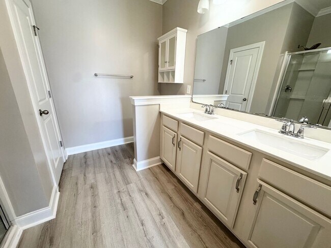 Building Photo - Myrtle Beach - 3 Bedroom / 3 Bathroom House