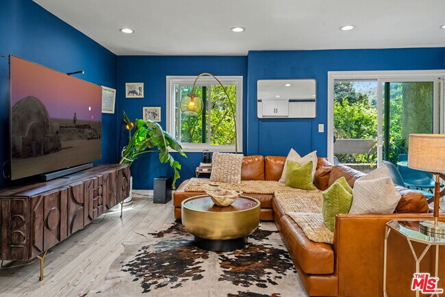 Building Photo - 2700 Cahuenga Blvd