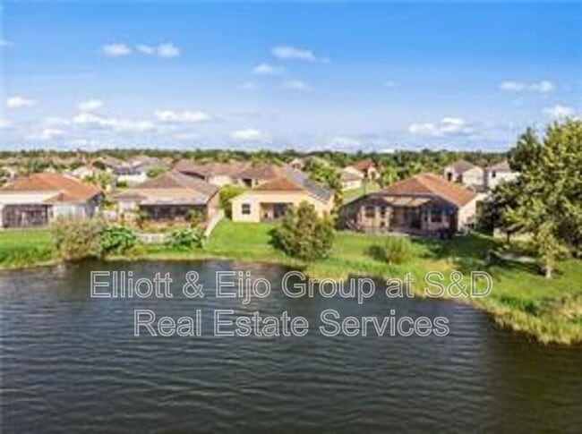 Building Photo - 5632 Aral Dr