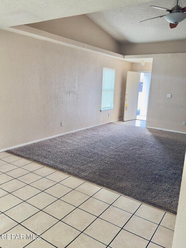 Building Photo - 12224 Tierra Maya Dr