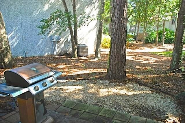 Building Photo - 551 Brockinton S