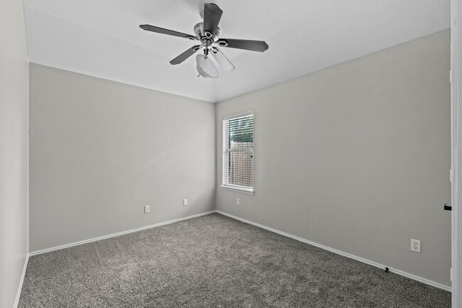 Building Photo - 9606 Babbling Spring Ct