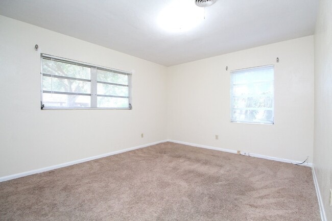 Building Photo - HUD Accepted! 3BR/2BA West Pensacola Home – Fenced Yard