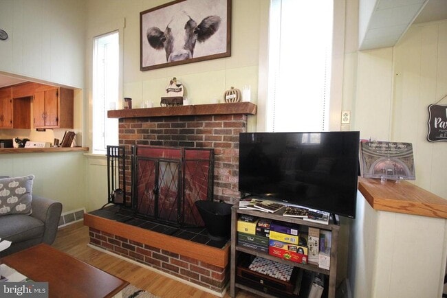 Building Photo - 48 Poor Farm Rd