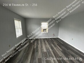 Building Photo - 256 W Franklin St