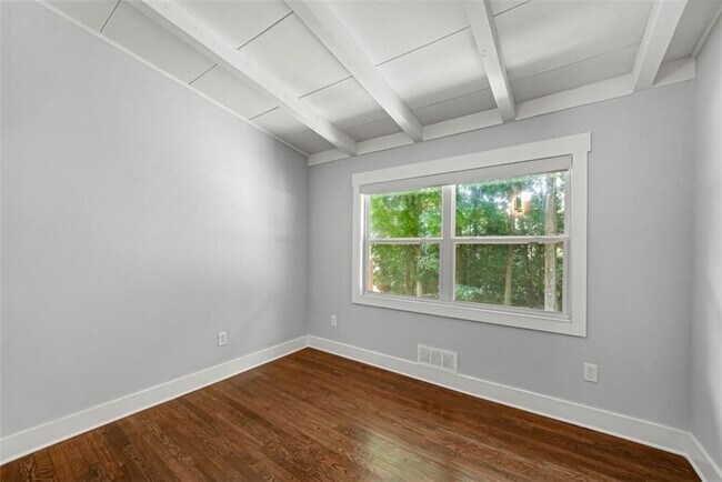 Building Photo - 3476 Alison Dr