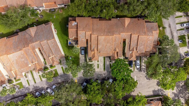 Building Photo - 3351 Emerald Oaks Dr