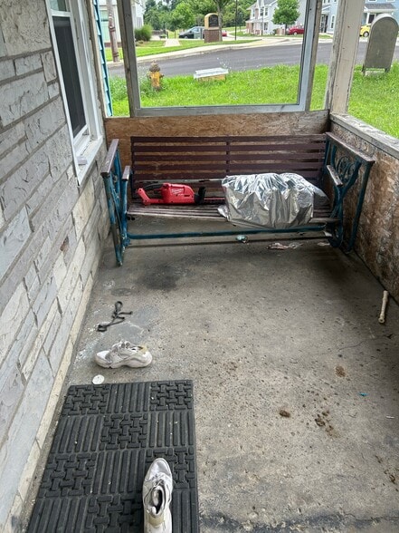 Building Photo - 951 High St