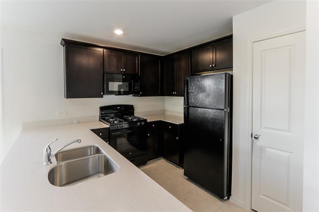 Building Photo - 3101 Helix Bay Dr