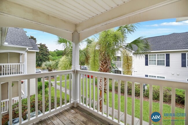 Building Photo - Charming Top-Floor Villa in The Reserve at...