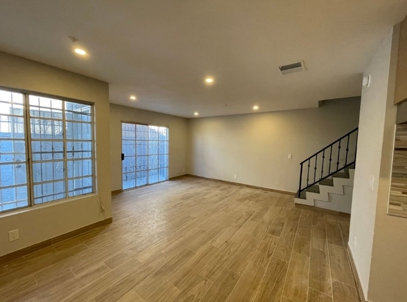 Building Photo - 2012 E 73rd St