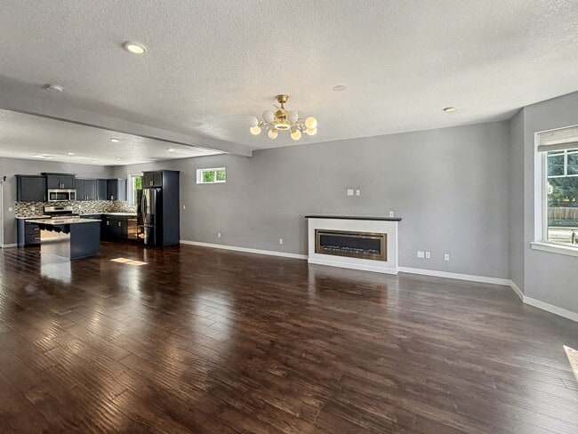 Building Photo - 588 SW 197th Pl
