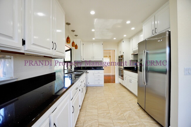 Building Photo - Modern Ranch Style Home on Corner Lot with Large Backyard