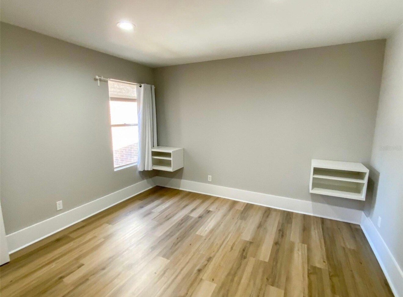 Building Photo - 1400 Gandy Blvd N