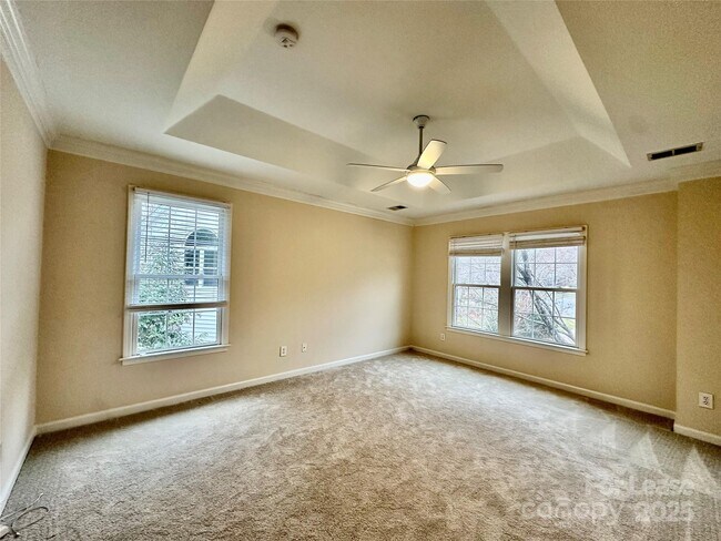 Building Photo - 126 Lake Davidson Cir