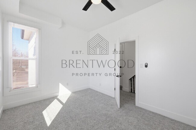 Building Photo - Fully Renovated 4bed, 3bath Home with Fenced In Yard