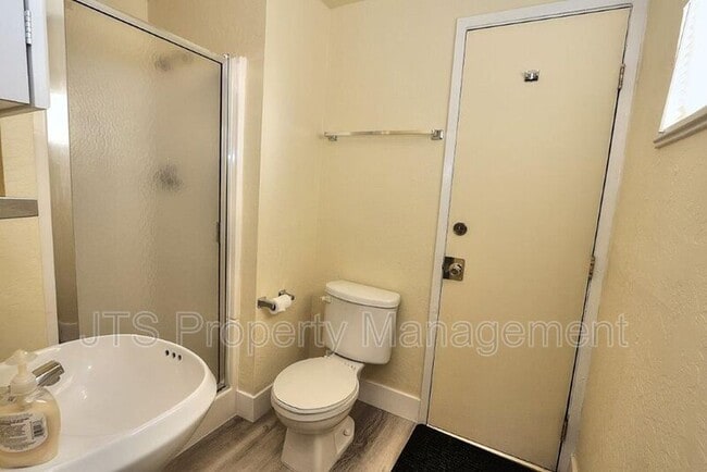 Building Photo - 1817 Vesta Way