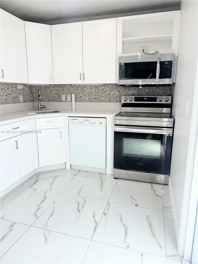 Building Photo - 8160 SW 6th St