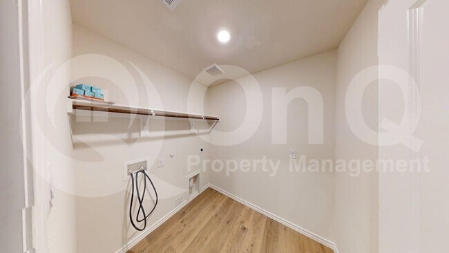 Building Photo - 4307 Grayson Ln