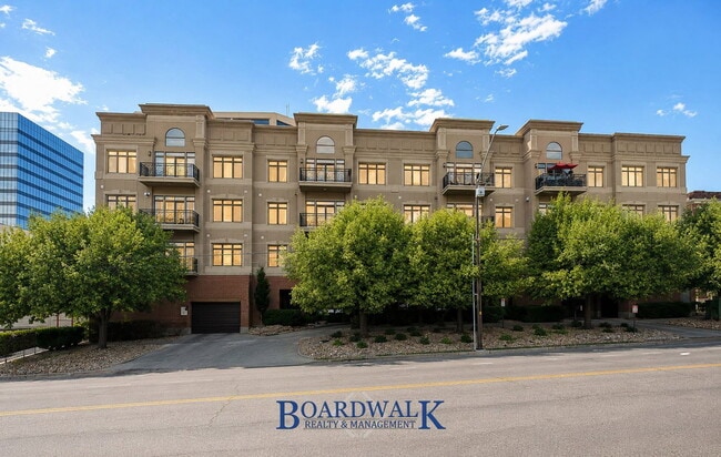 Building Photo - 150 S 300 E