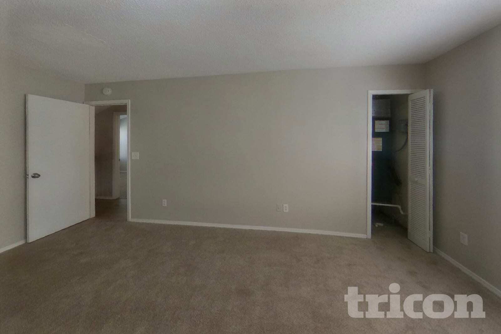 Building Photo - 606 Radnor Ln