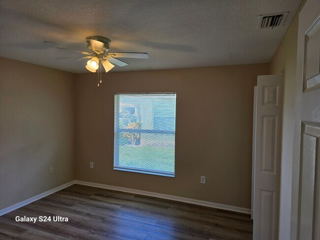 Building Photo - Welcome Home!