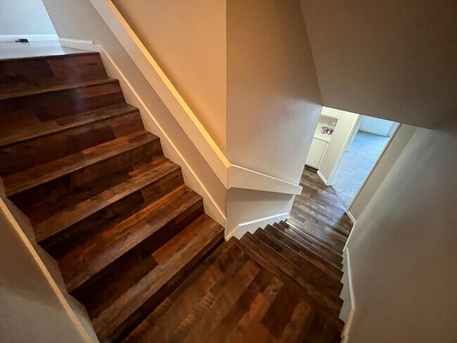 Building Photo - 3070 Corte Trabuco