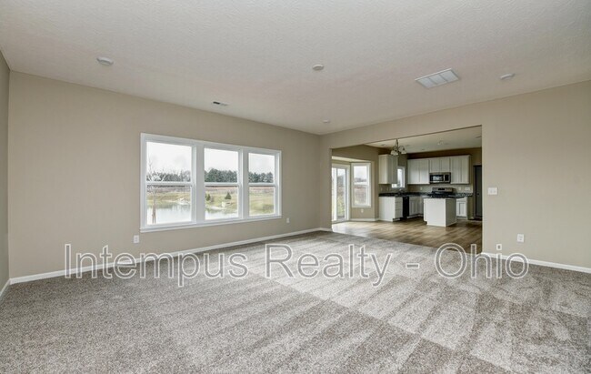 Building Photo - 1003 Beehive Grv