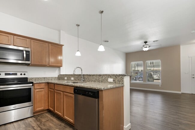 Building Photo - 11213 W Gabrielle Dr