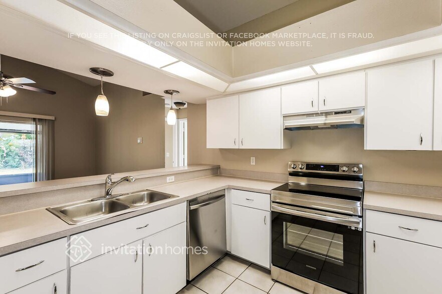 Building Photo - 10912 Brucehaven Dr
