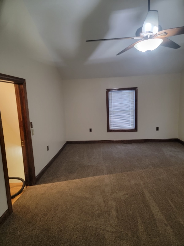 Building Photo - 1 N Phetteplace St