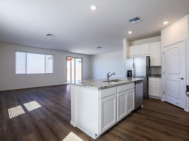 Building Photo - Stunning Brand New 4-Bedroom 2.5-Bathroom with large enclosed backyard!
