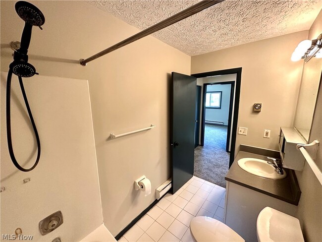 Building Photo - 233 Brunswick Dr