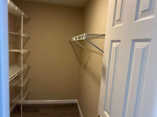 Building Photo - 15822 N 5th Ave