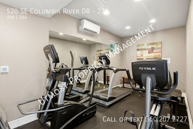 Building Photo - 520 SE Columbia River Dr