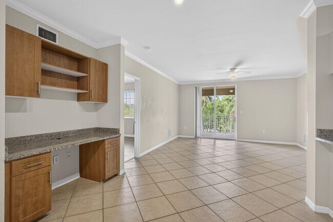 Building Photo - 6510 Emerald Dunes Dr