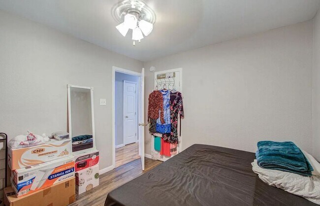 Building Photo - 18135 Flower Grove Ct