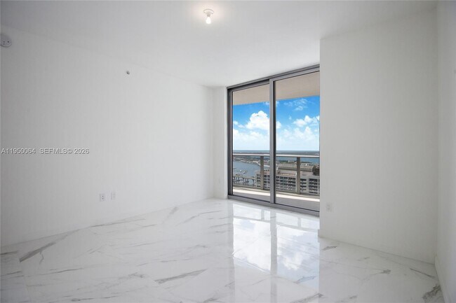 Building Photo - 488 NE 18th St