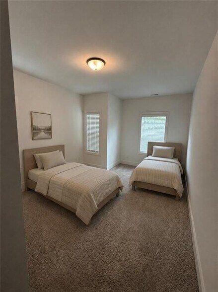 Building Photo - 3134 Marbella Cir
