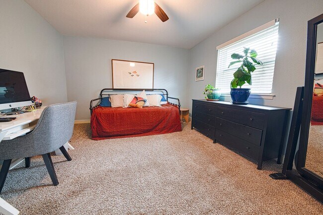 Building Photo - The Perfect Blend of Comfort, Style & Functionality in Ridglea Hills!