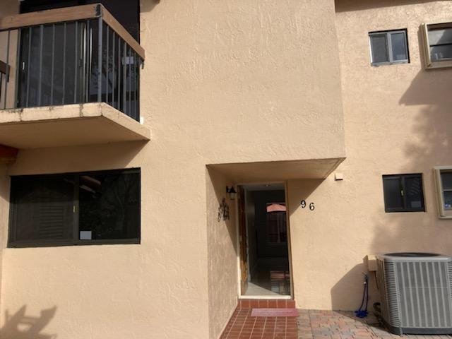 Building Photo - 3820 SW 79th Ave