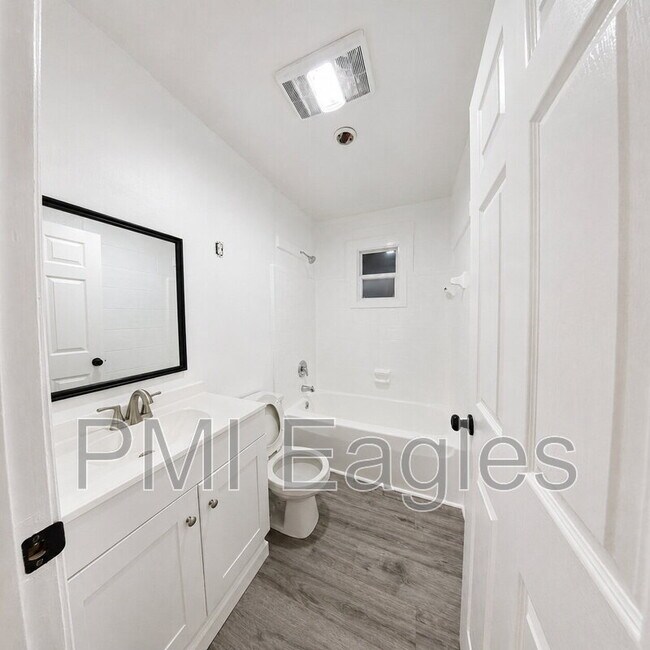Building Photo - 86 E Fork Dr