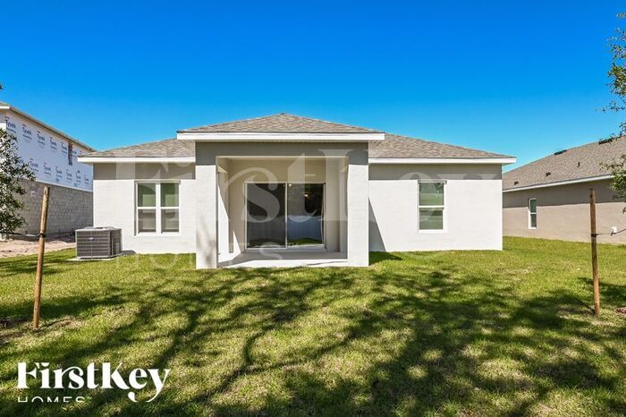 Building Photo - 900 Avenal Ln