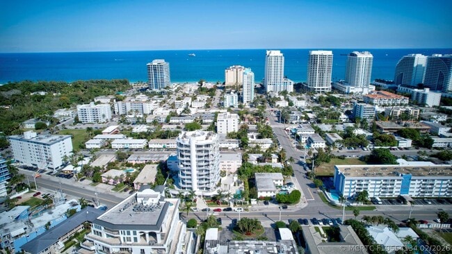 Building Photo - 612 Bayshore Dr