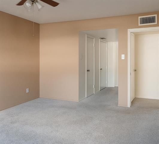 Building Photo - 11110 Valleydale Dr