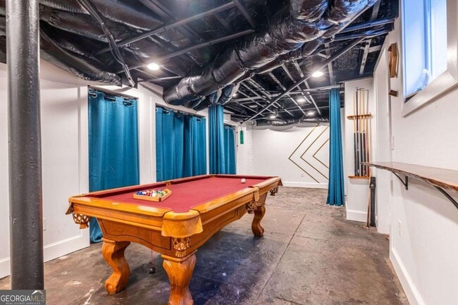 Building Photo - 692 Myrtle St NE