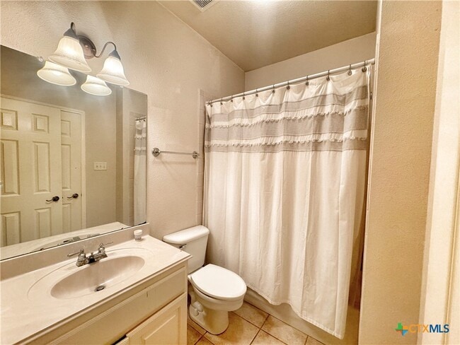 Building Photo - 2263 Kensington Way