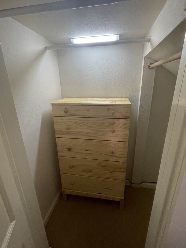 Unit A Closet - 1544 9th St