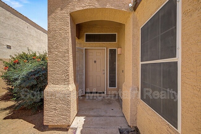 Building Photo - 649 S Banning