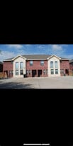 Building Photo - 106 S 48th Ln